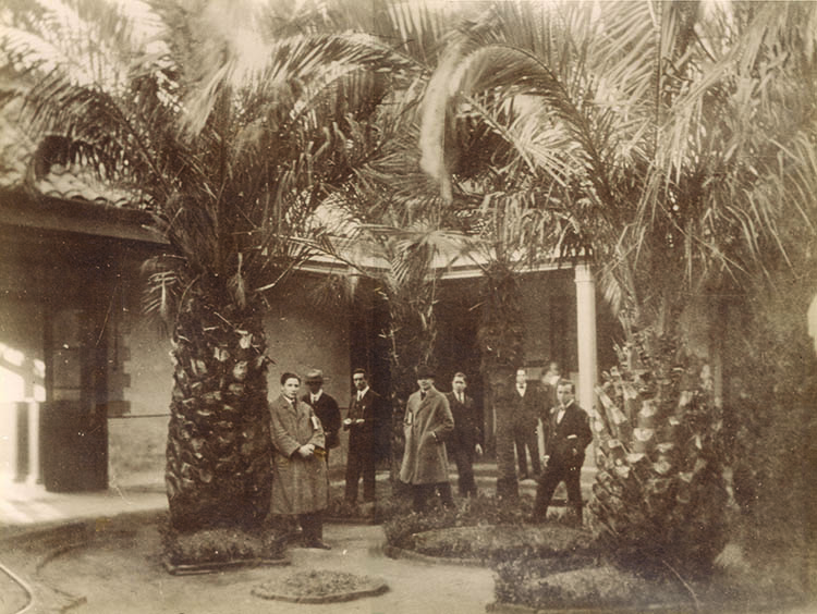 Interior de Escuela de Medicina Universidad de Concepción - Archivo Histórico de Concepción
