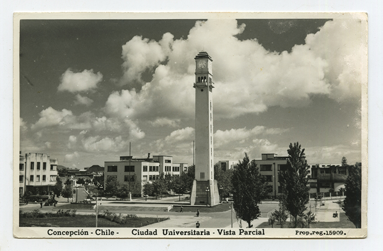 Campanil Universidad de Concepción 2 - Archivo Histórico Concepción
